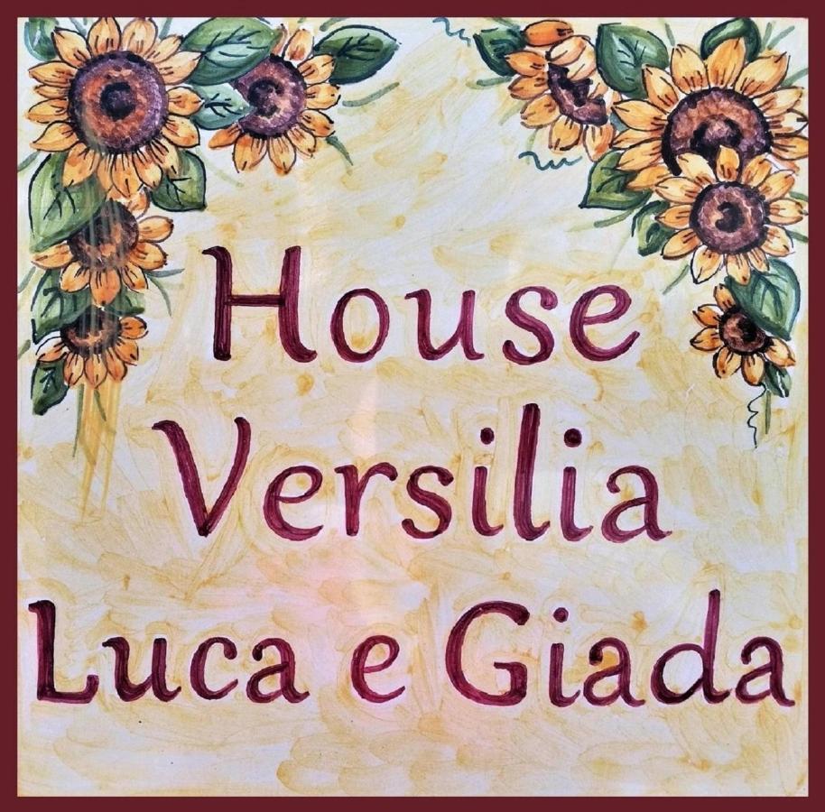 House Versilia Luca E Giada, 5 Chilometri Da Forte Dei Marmi! Bagian luar foto