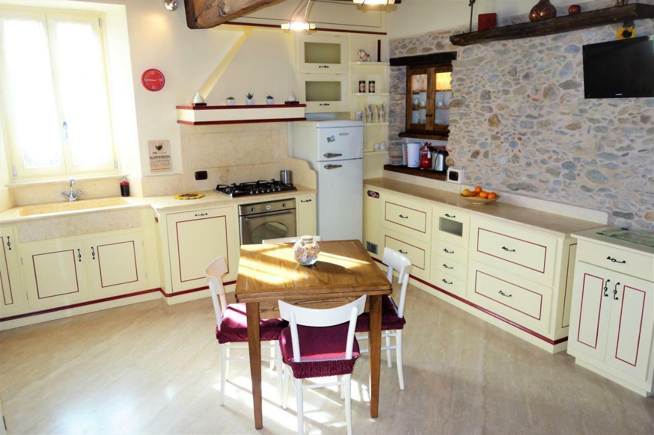 House Versilia Luca E Giada, 5 Chilometri Da Forte Dei Marmi! Bagian luar foto